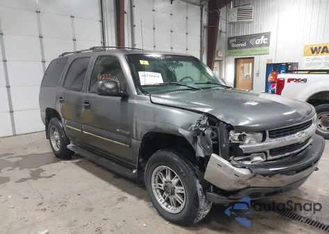 2002 Chevrolet Tahoe Ls z USA, uszkodzony, nr VIN 1GNEK13T82R201372